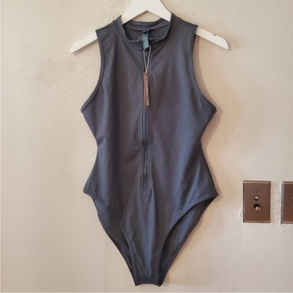 Skims NWT one piece zip up bathing suit - Picture 9 of 9